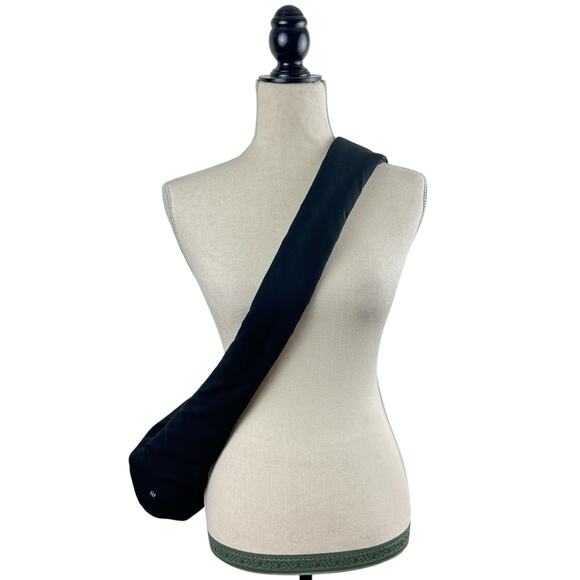 Yeezy Gap x Balenciaga Black Snake Bag - Picture 2 of 9